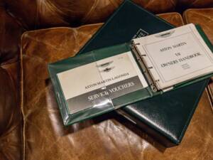 Afbeelding 51/62 van Aston Martin V8 Vantage X-Pack (1987)