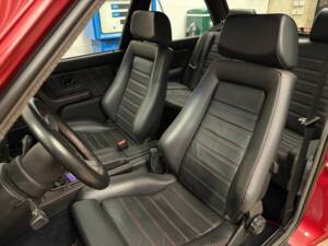 Imagen 9/19 de BMW 325i (1986)