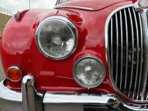 Image 4/36 of Jaguar Mk II 3.8 (1964)
