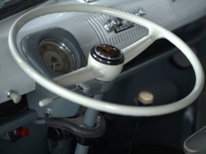 Bild 25/49 von Volkswagen T1 Brasil 1.6 (1970)