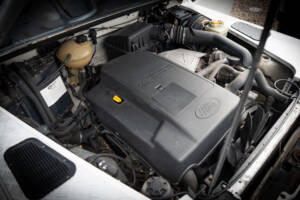 Bild 89/98 von Land Rover Defender 110 Td5 (1999)