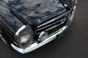 Imagen 22/31 de Mercedes-Benz 280 SL (1970)