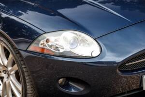 Image 9/32 de Jaguar XK 4.2 (2008)