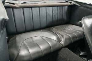 Image 4/43 of Austin-Healey 3000 Mk II (BJ7) (1963)