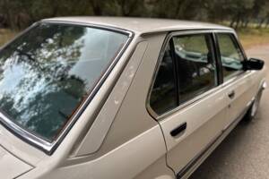 Bild 6/47 von BMW 528i (1986)