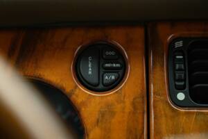 Bild 50/50 von Jaguar XK8 4.0 (2006)