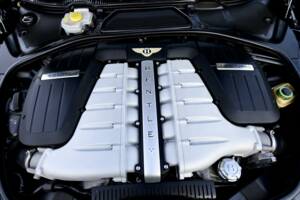 Bild 38/50 von Bentley Continental GTC W12 (2011)