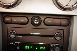 Image 40/49 of Ford Mustang GT (2006)