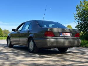 Image 11/44 of Mercedes-Benz 400 SEL (1992)