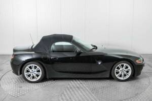 Bild 49/50 von BMW Z4 2.5i (2004)