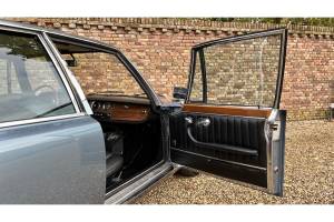 Image 32/50 of Maserati Quattroporte 4200 (1967)