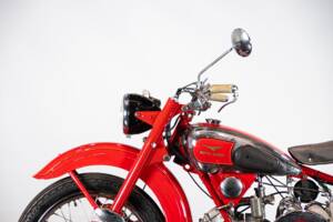 Immagine 32/50 di Moto Guzzi Astore (1952)
