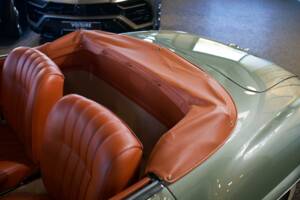 Image 18/28 of Mercedes-Benz 190 SL (1960)