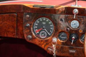 Image 52/58 of Jaguar XK 140 SE DHC (1955)