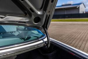 Image 152/175 of Mercedes-Benz 420 SE (1986)