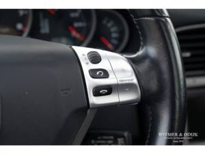 Bild 35/39 von Porsche 911 Carrera 4 (2006)