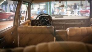 Afbeelding 18/19 van Mercedes-Benz 200 D (1968)