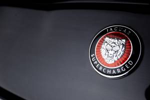 Image 28/37 of Jaguar XKR (1998)