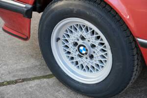 Bild 39/46 von BMW 635 CSi (1981)