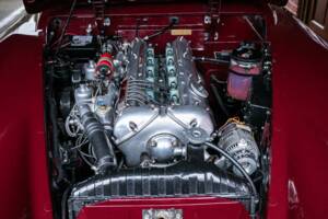 Image 3/34 of Jaguar XK 150 SE FHC (1958)