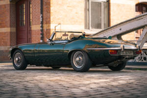 Bild 4/30 von Jaguar E-Type V12 (1974)