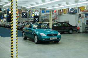 Immagine 48/50 di Mercedes-Benz SLK 230 Kompressor (1998)