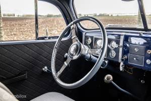 Image 22/46 of Studebaker President (1937)