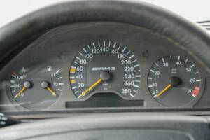 Afbeelding 15/38 van Mercedes-Benz G 36 AMG (LWB) (1997)