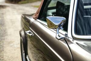 Image 12/21 de Mercedes-Benz 280 SL (1969)