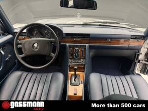 Image 11/15 de Mercedes-Benz 450 SE (1977)