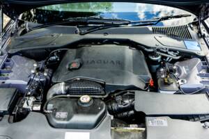 Afbeelding 45/47 van Jaguar XJ 2.7 D (2008)