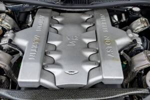 Afbeelding 43/50 van Aston Martin V12 Vanquish S (2007)