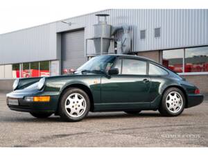Image 14/42 of Porsche 911 Carrera 4 (1990)