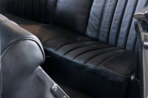 Image 33/49 of Mercedes-Benz 220 SE b (1962)
