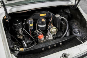Image 42/50 of Porsche 912 (1967)