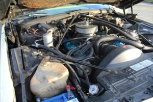 Image 53/56 of Cadillac Coupe DeVille (1977)