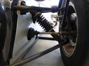 Image 13/27 of Caterham Super Seven Supersport (1996)