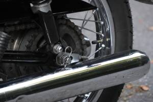Image 23/33 of Yamaha RD 250 (1976)