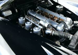 Imagen 33/50 de Jaguar XK 150 3.8 S DHC (1959)