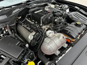 Image 40/44 of Ford Shelby GT/H (2017)