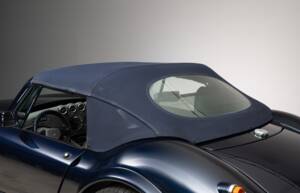 Image 7/29 of Wiesmann Roadster MF28 (1999)