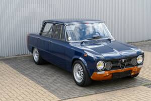 Image 11/56 of Alfa Romeo Giulia Nuova Super 1300 (1974)