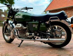 Immagine 2/12 di Moto Guzzi 850 GT (1974)