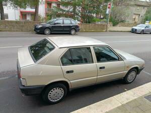 Immagine 30/50 di Alfa Romeo 33 - 1.3 S (1989)