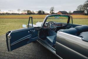 Afbeelding 10/25 van Mercedes-Benz 250 SE (1967)