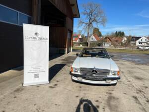 Image 6/26 of Mercedes-Benz 560 SL (1987)