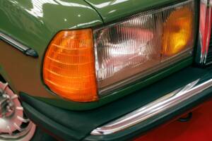 Bild 5/54 von Mercedes-Benz 250 T (1979)