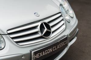 Image 38/41 of Mercedes-Benz SL 65 AMG (2004)