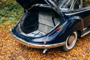 Immagine 112/199 di BMW 502 - 3,2 Litre (1961)