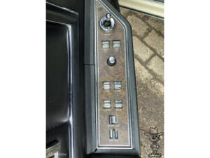 Imagen 19/29 de Lincoln Continental Mark IV (1973)